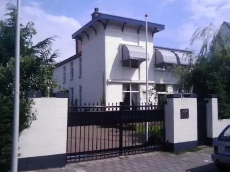 Villa Insulinde